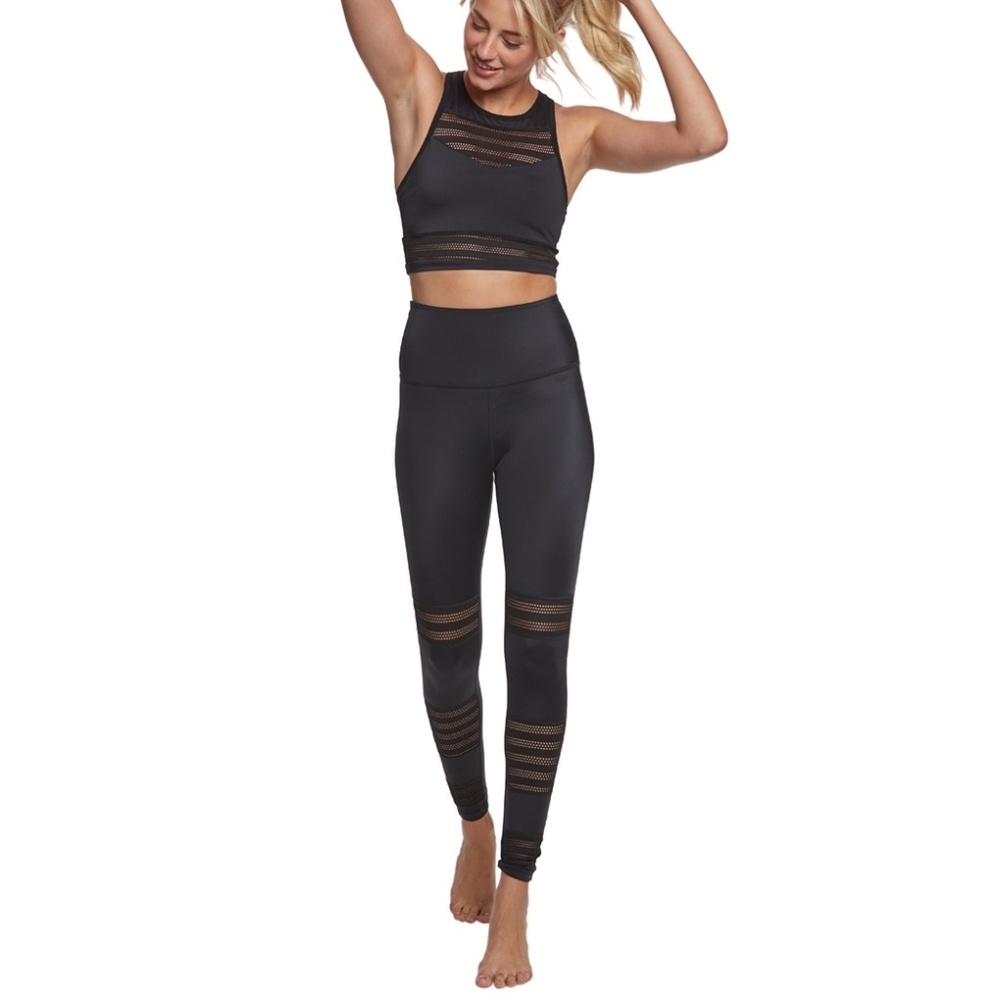 RARE Beyond Yoga Mesh To Impress High-Waist